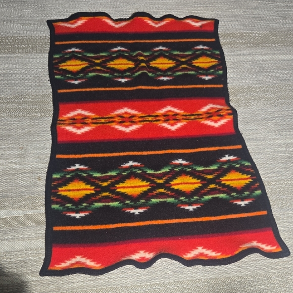 Pendelton Beaver State Robes And Shawls Southwest Lap Saddle Crib Blanket 39x26 - Picture 2 of 6